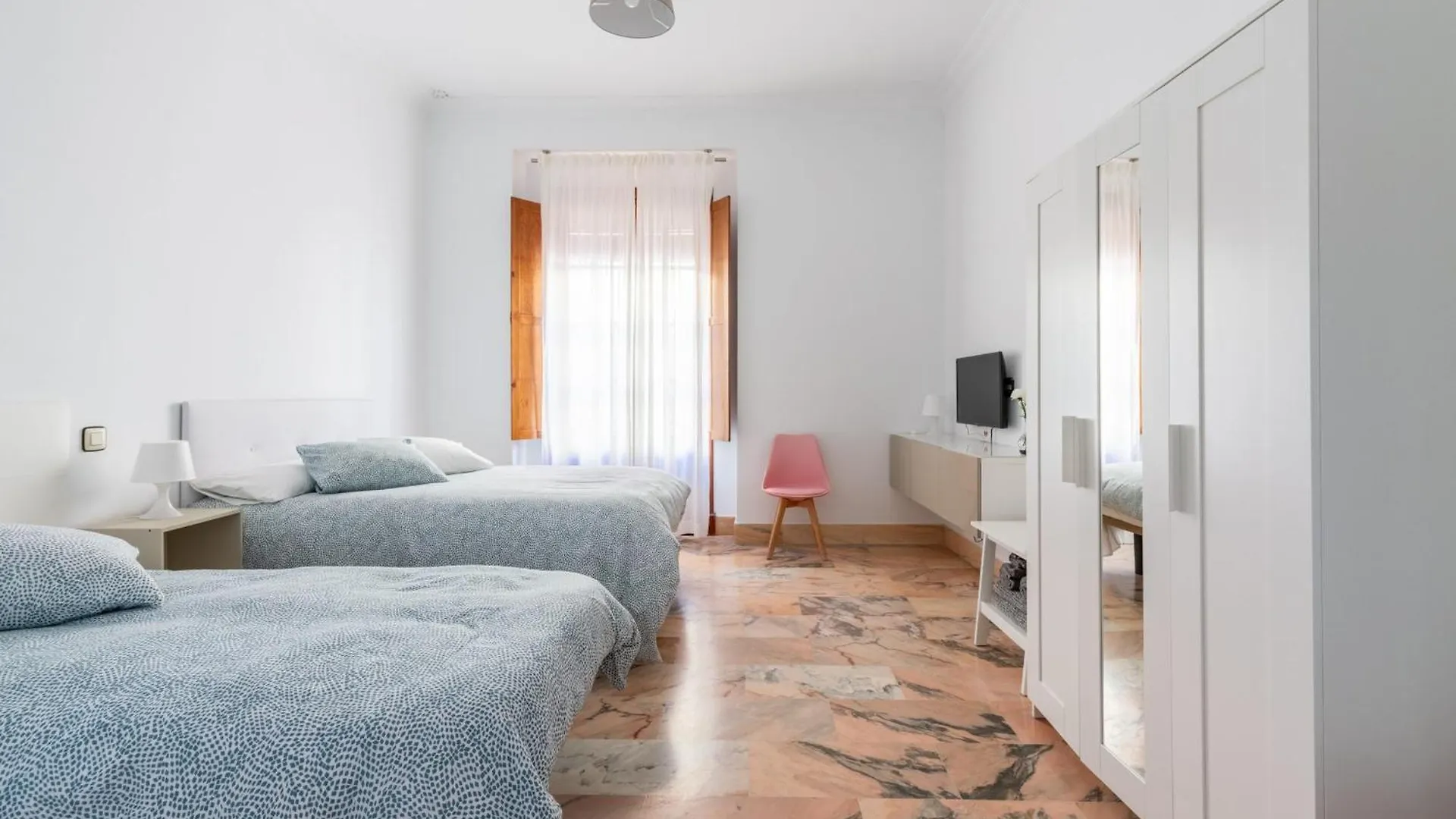 Guest house Banana Gay House - Only Men Hotel Seville