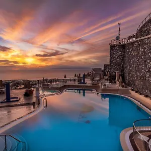 Kn Panorámica Apartahotel Costa Adeje (Tenerife)