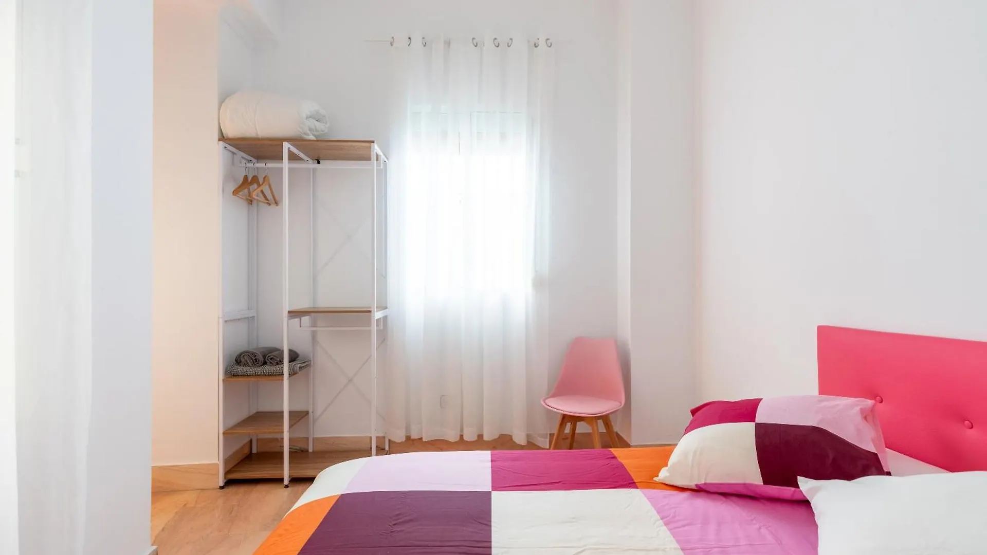 Banana Gay House - Only Men Hotel Seville 0*,  Spain