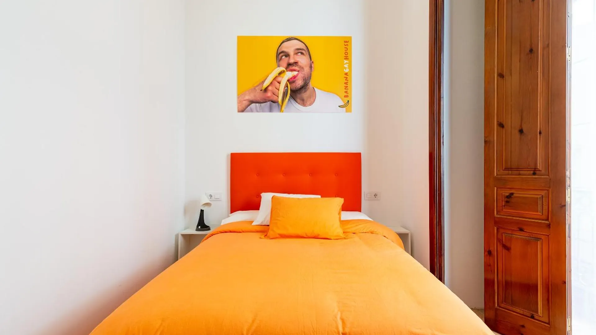 Hotel Banana Gay House - Only Men à Séville