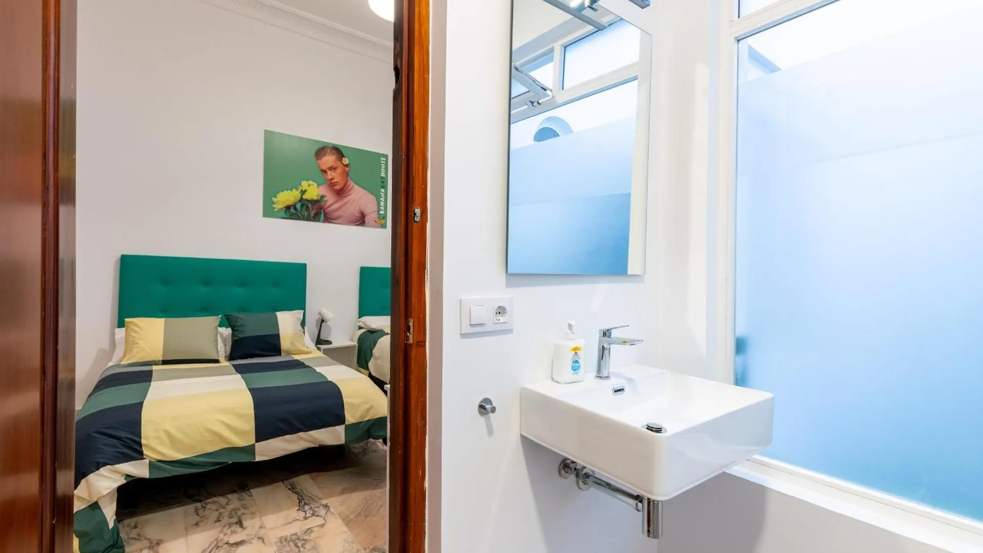 Banana Gay House - Only Men Hotel Seville