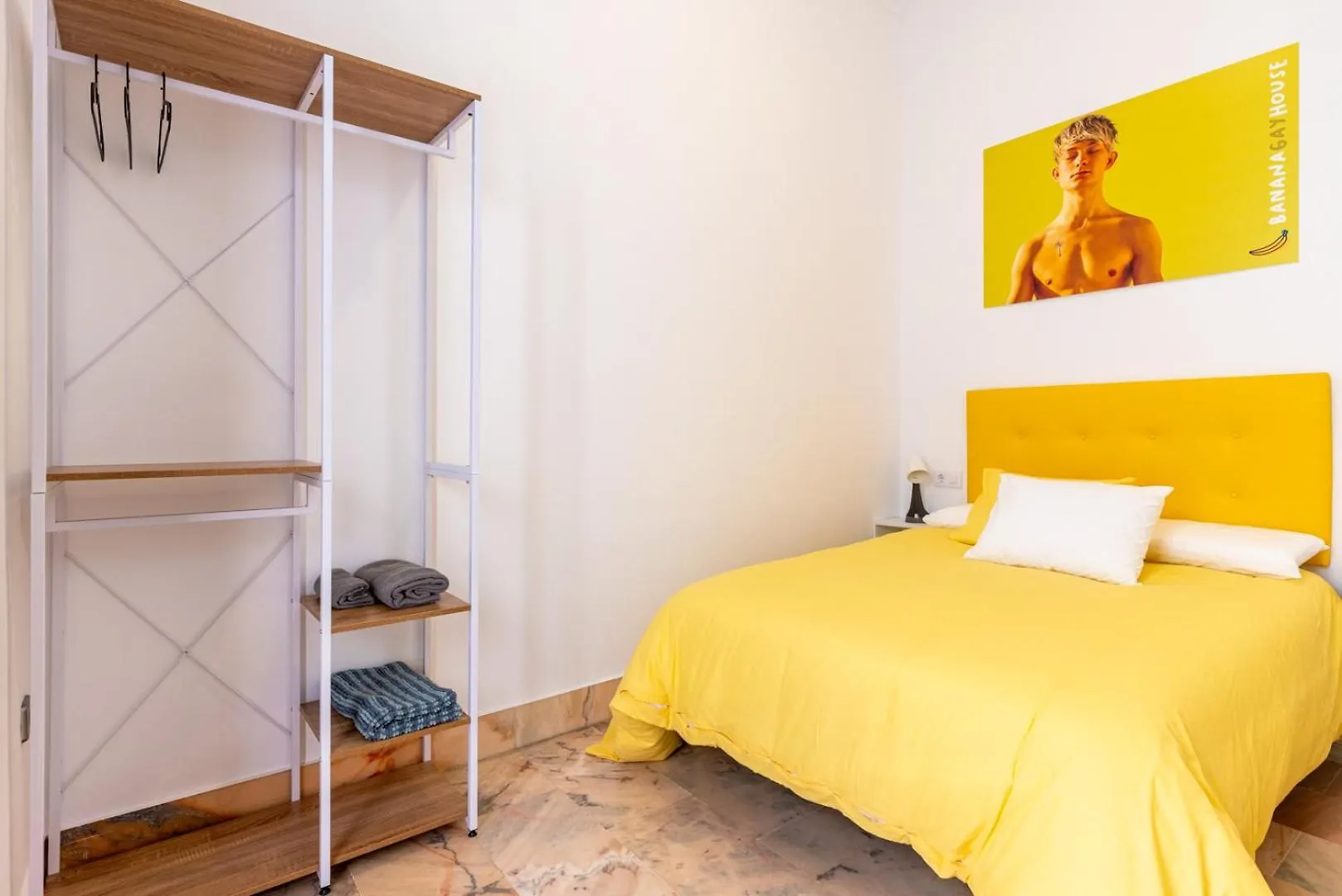 Maison d'hôtes Hotel Banana Gay House - Only Men à Séville